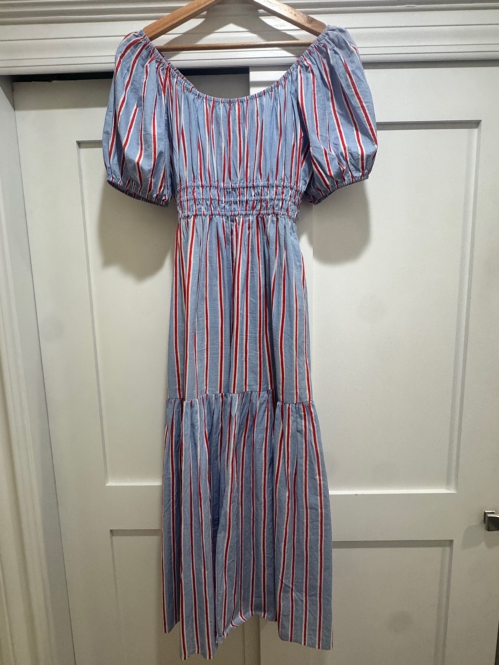 Blue and Red Striped Puff-Sleeve Midi Dress - Picture 4 of 4